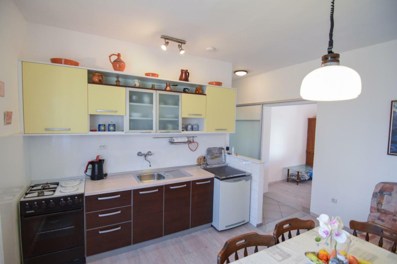 F-Holiday Apartment Zadar Exteriör bild